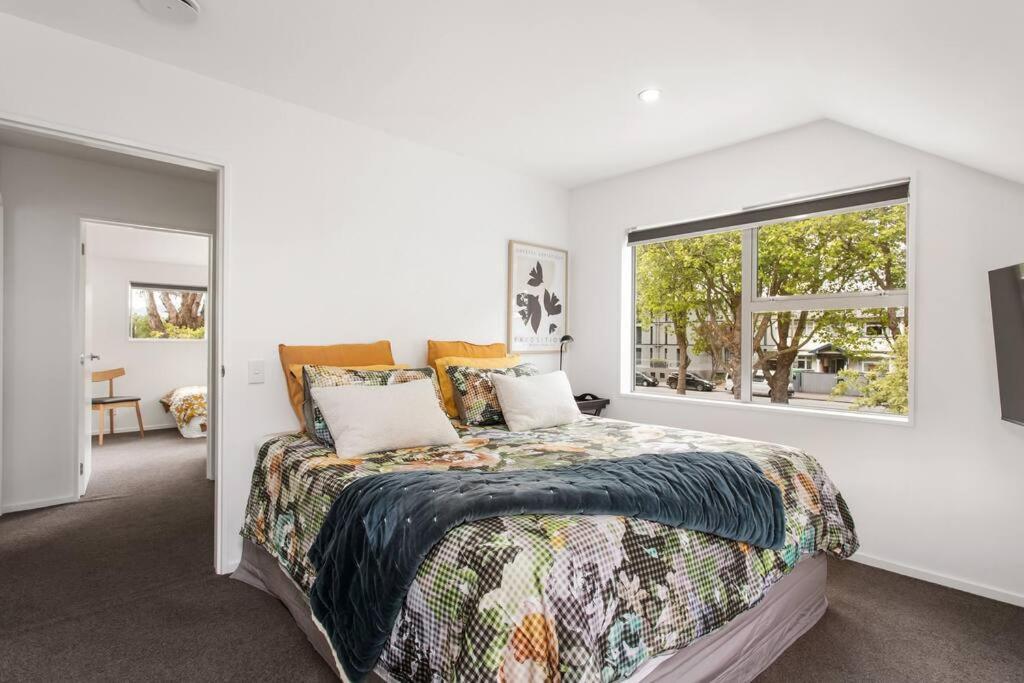Convenient Urban Townhouse 2 Carparks Available Apartment Christchurch Ngoại thất bức ảnh